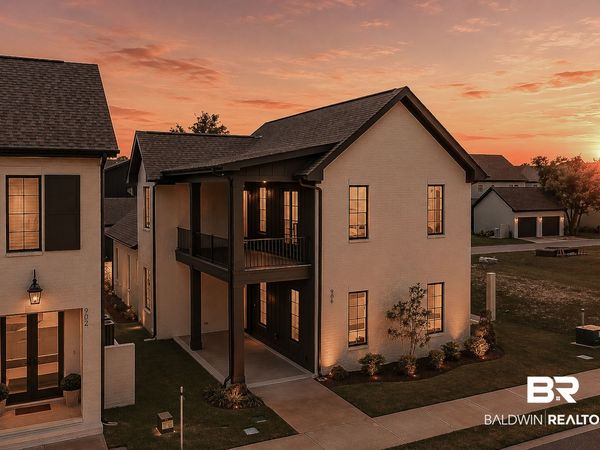 906 Inlet Circle, Gulf Shores, AL 36542