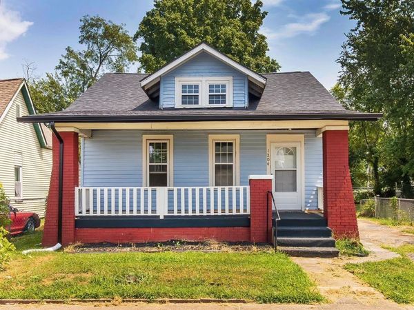 1204 S Evans Avenue, Evansville, IN 47713