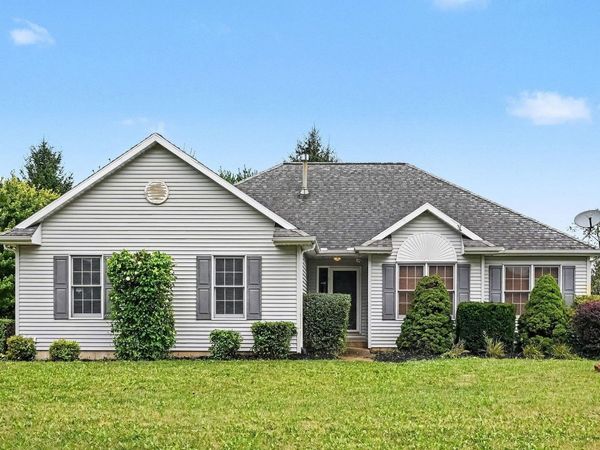 1458 Rutland Court, Winona Lake, IN 46590