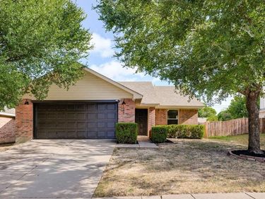 1327 Cleardale Drive, Dallas, TX 75232