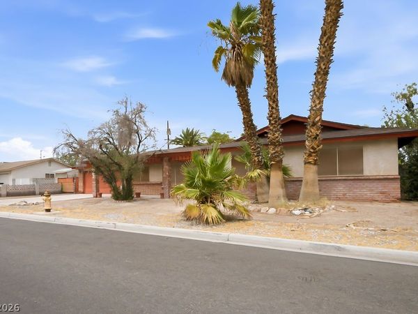 4548 E Cleveland Avenue , Las Vegas, NV 89104