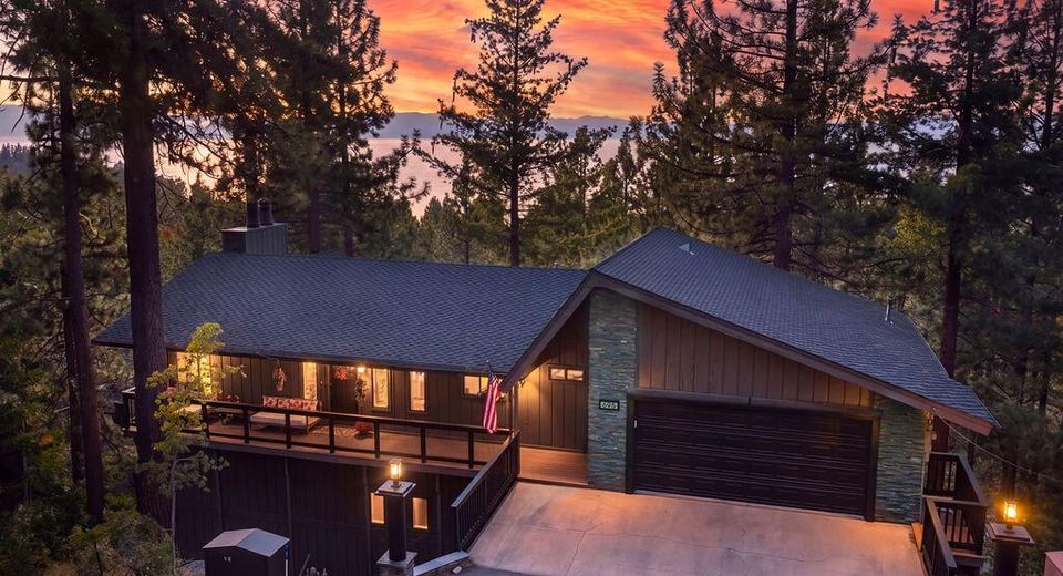 695 Lakeview Drive, Zephyr Cove, NV 89448 Photo