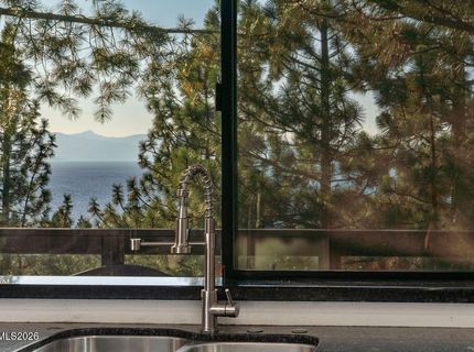 695 Lakeview Drive, Zephyr Cove, NV 89448 Photo