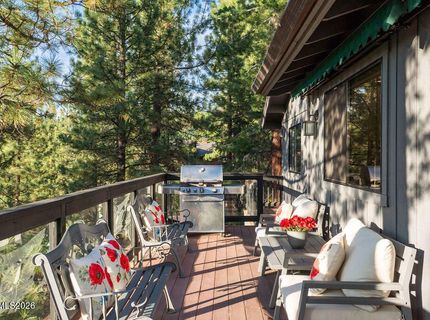695 Lakeview Drive, Zephyr Cove, NV 89448 Photo