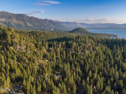 695 Lakeview Drive, Zephyr Cove, NV 89448 Photo