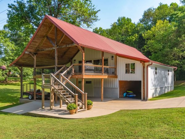 6645 Piney River Rd N, Bon Aqua, TN 37025