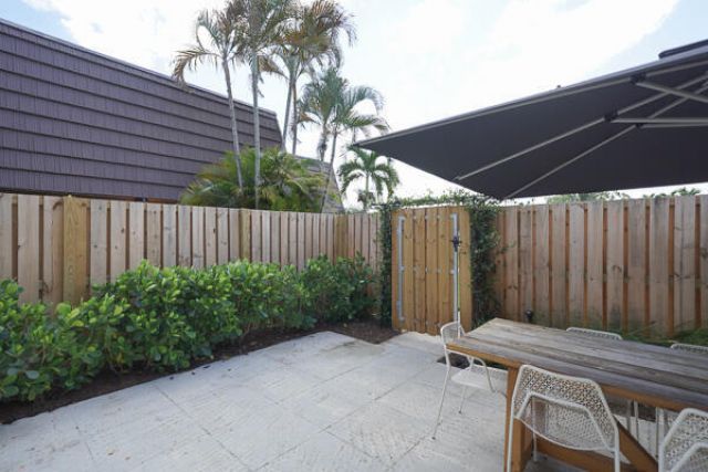 917 9th Court, Palm Beach Gardens, FL 33410 Photo