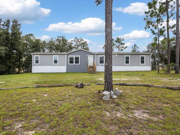 9490 NE 77th Pl, Bronson, FL 32621