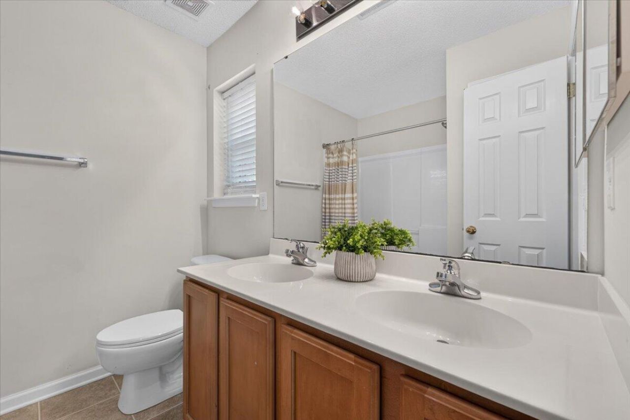 7941 Shadow Oak Drive Photo 23