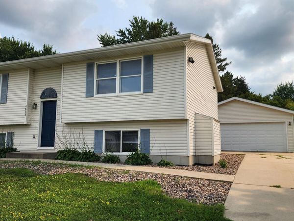 4838 Salley Lane NW, Rochester, MN 55901
