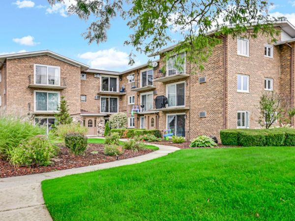 9040 W 140th Street , Unit 2B, Orland Park, IL 60462