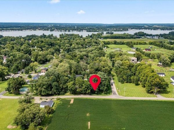 5738 Fairfield Beach Road NE, Thornville, OH 43076
