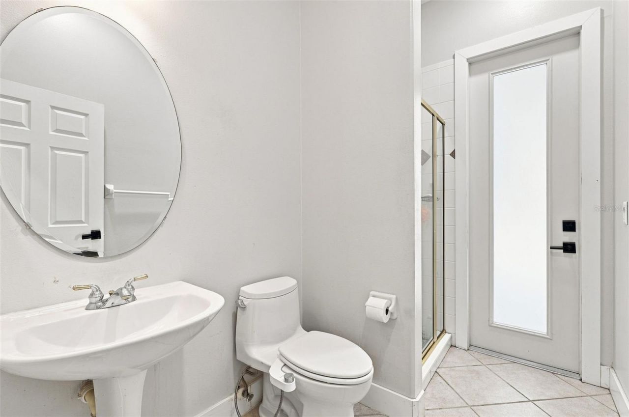 7746 Debeaubien Drive, Orlando, FL 32835 Photo