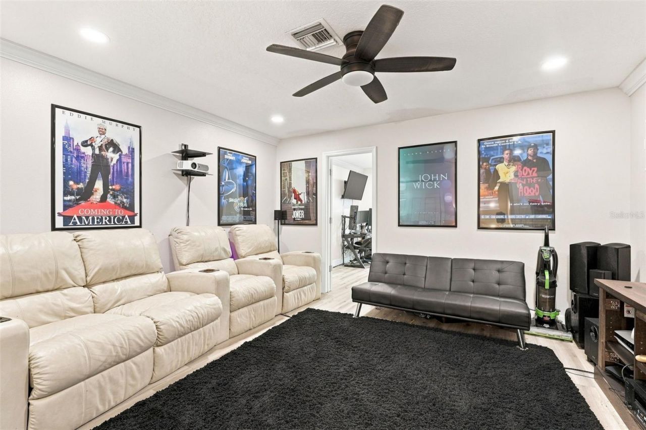 7746 Debeaubien Drive, Orlando, FL 32835 Photo