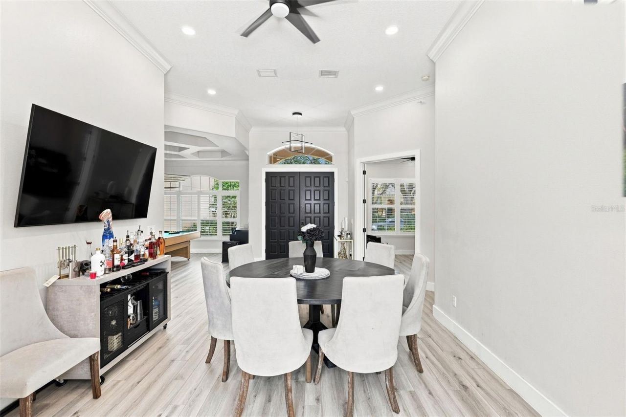 7746 Debeaubien Drive, Orlando, FL 32835 Photo