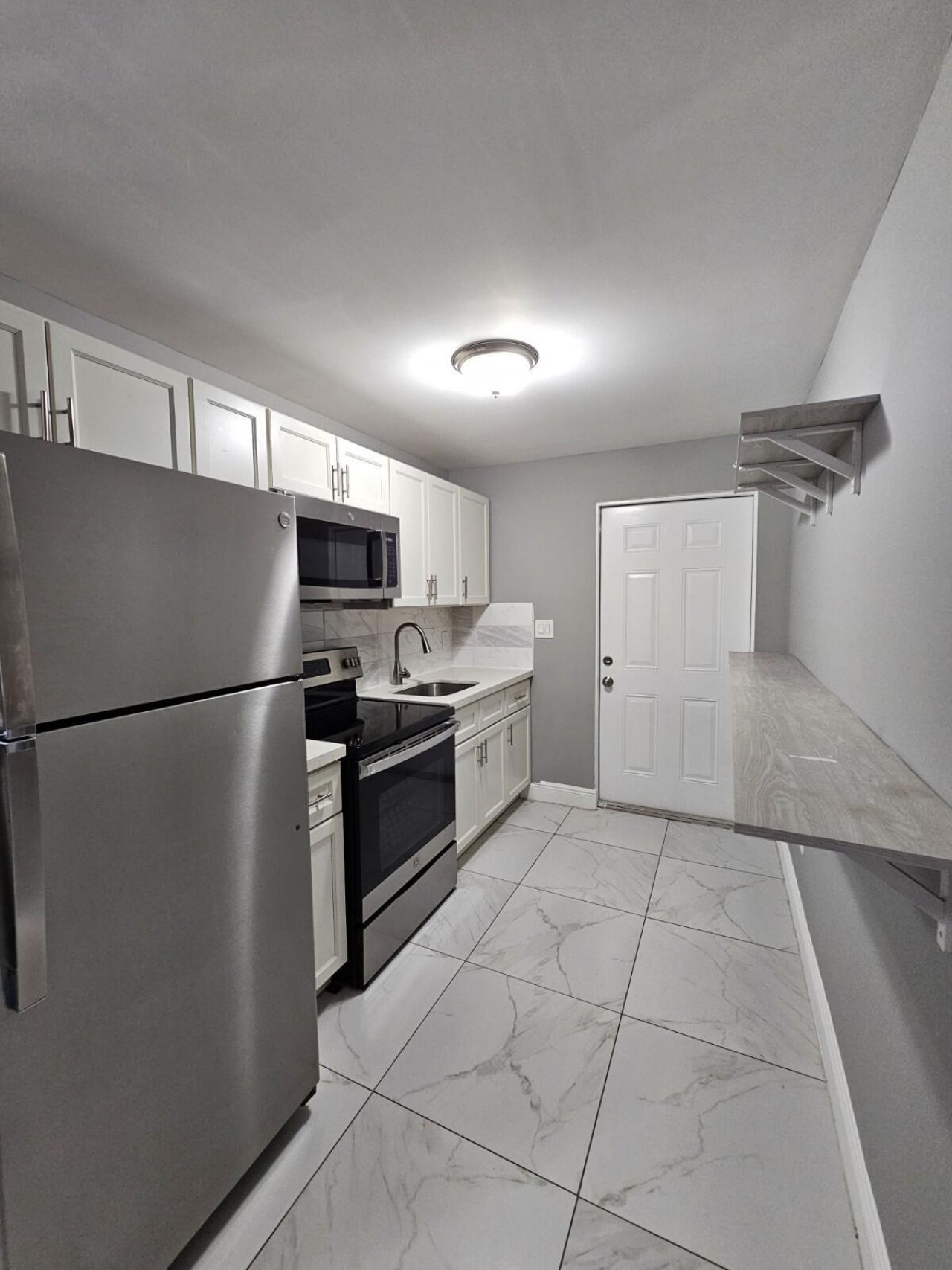 933 W 7th Street, Unit A, Riviera Beach, FL 33404 Photo
