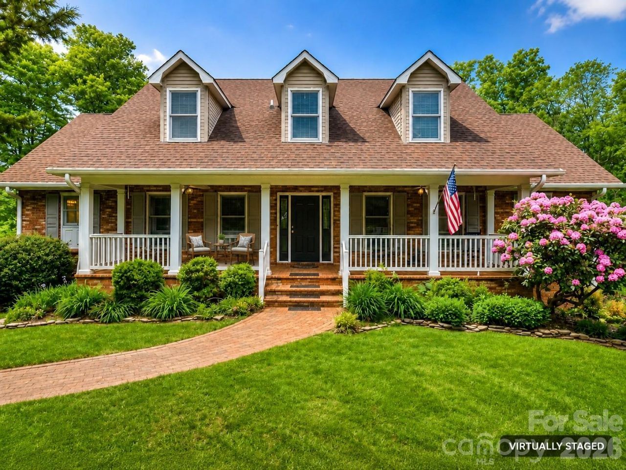 5407 Gunpowder Drive, Hickory, NC 28601 Main Photo