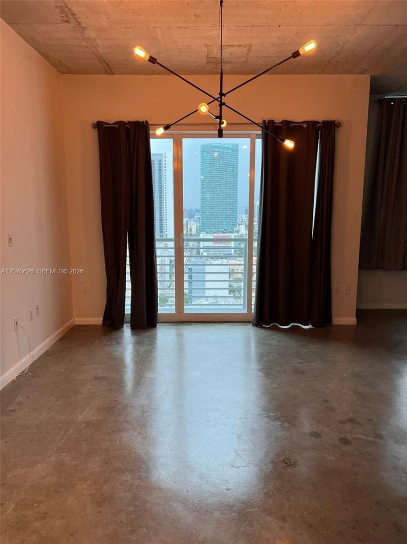 133 NE 2nd Ave , Unit 2411, Miami, FL 33132 Photo