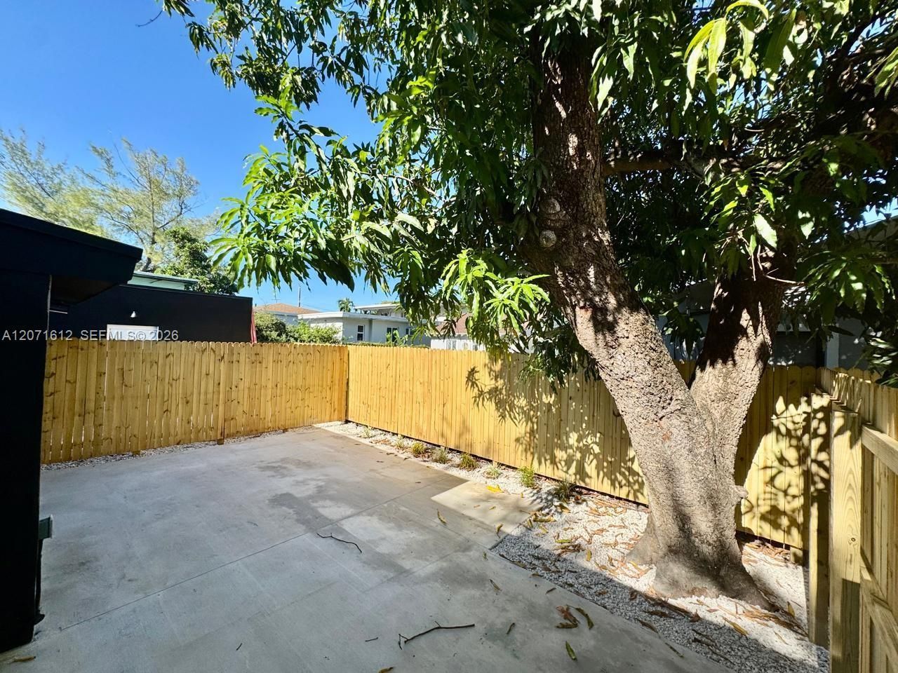 3 NE 70th St, Unit 1, Miami, FL 33138 Photo