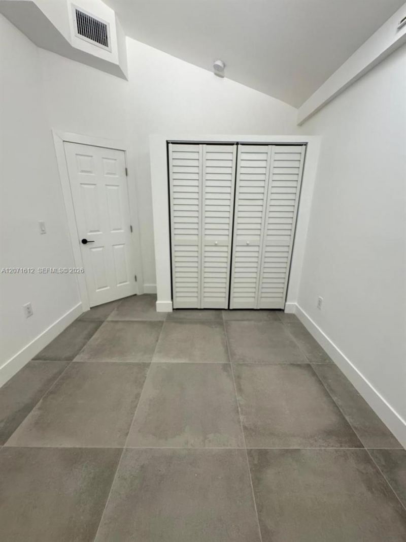 3 NE 70th St, Unit 1, Miami, FL 33138 Photo