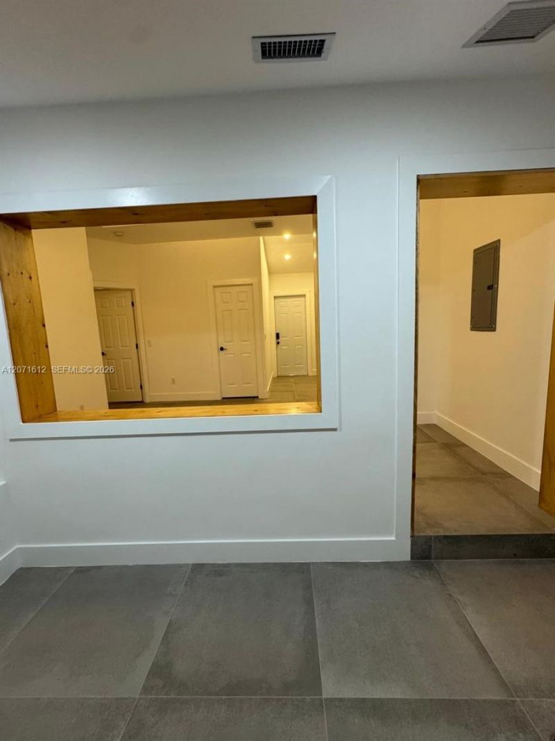 3 NE 70th St, Unit 1, Miami, FL 33138 Photo