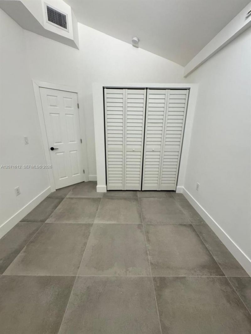 3 NE 70th St, Unit 1, Miami, FL 33138 Photo