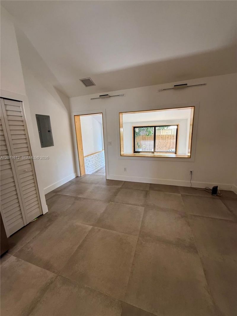 3 NE 70th St, Unit 1, Miami, FL 33138 Photo