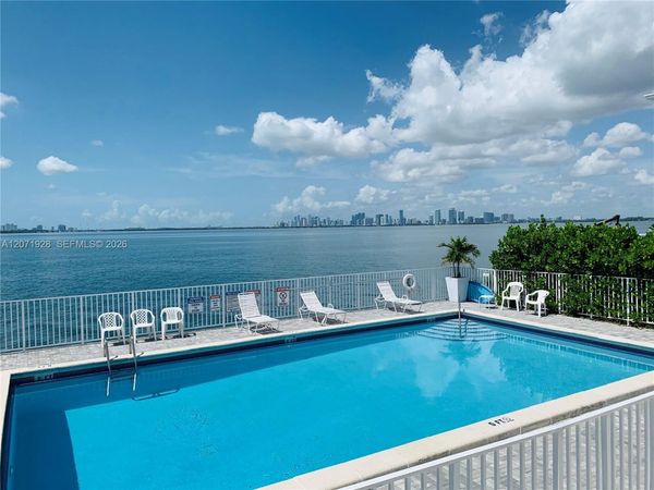 1840 S Treasure Dr , Unit 15, North Bay Village, FL 33141
