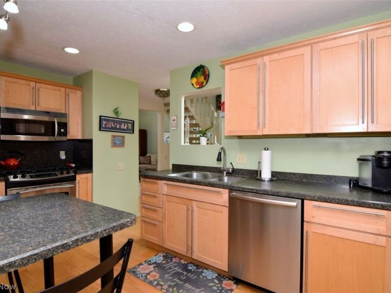 10 Windrush, Beachwood, OH 44122 Photo 15