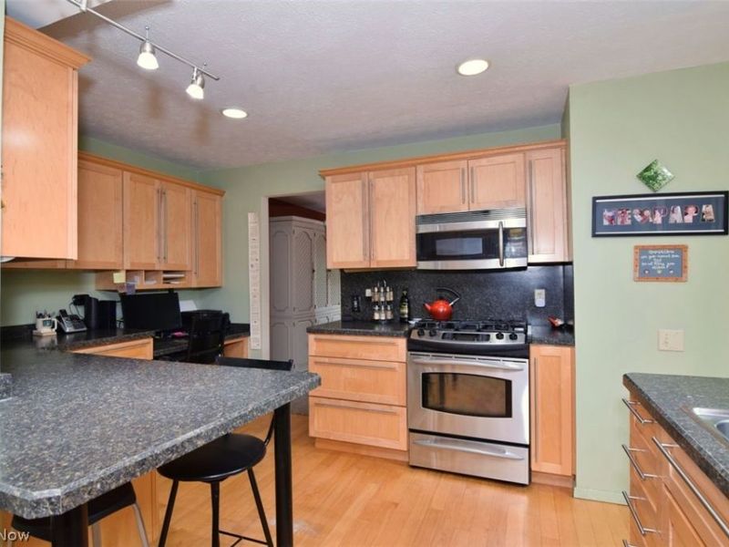 10 Windrush, Beachwood, OH 44122 Photo 17