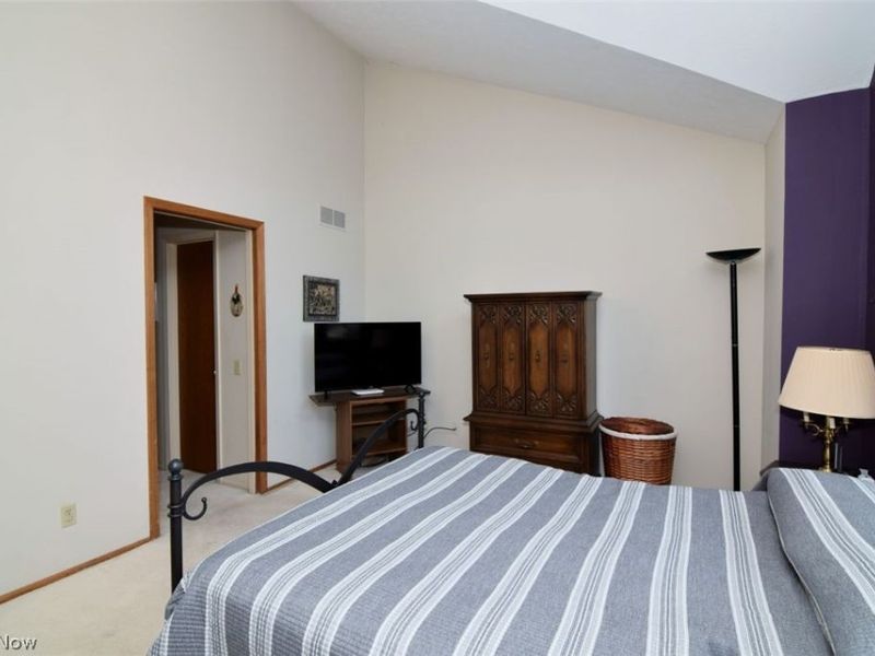 10 Windrush, Beachwood, OH 44122 Photo 25