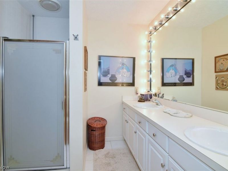 10 Windrush, Beachwood, OH 44122 Photo 27