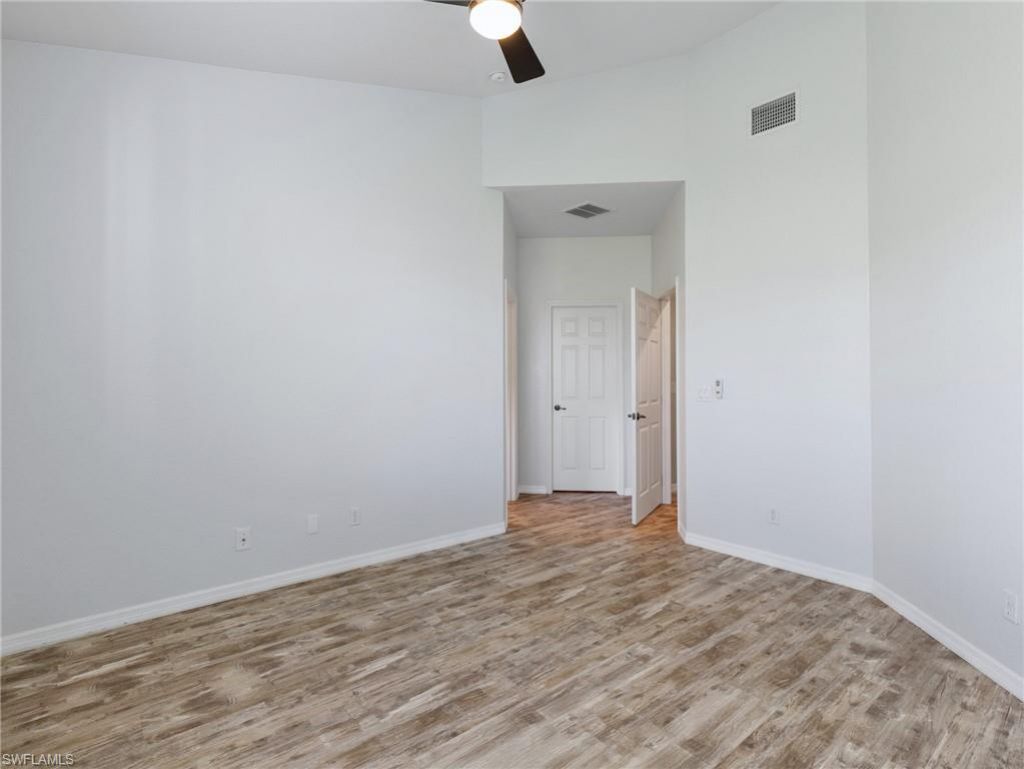 4231 Liron Ave, Unit 202, Fort Myers, FL 33916 Photo