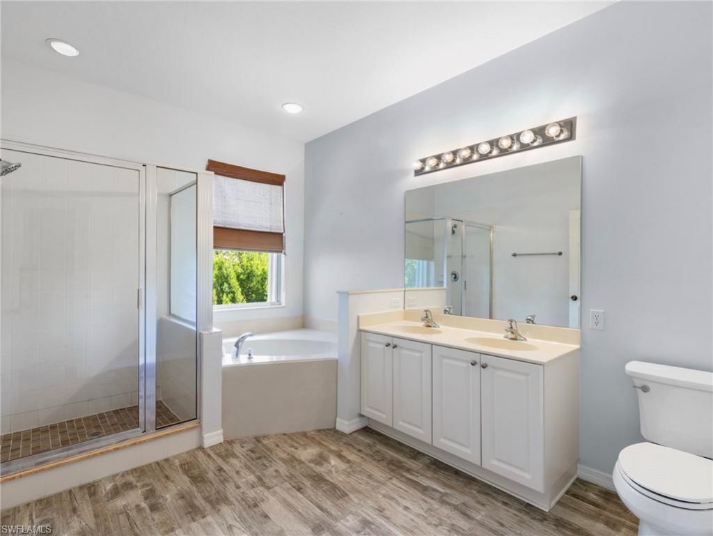 4231 Liron Ave, Unit 202, Fort Myers, FL 33916 Photo