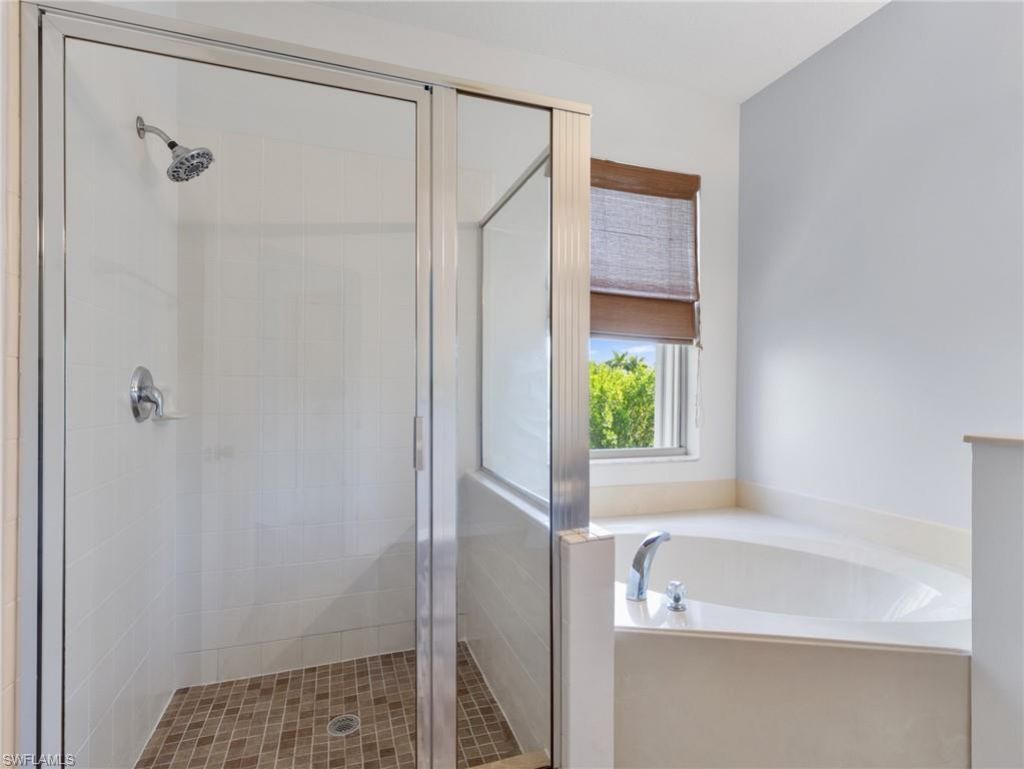 4231 Liron Ave, Unit 202, Fort Myers, FL 33916 Photo