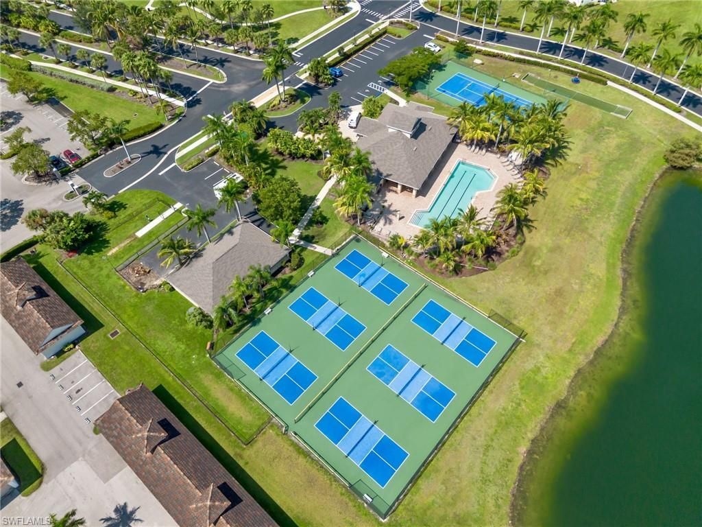4231 Liron Ave, Unit 202, Fort Myers, FL 33916 Photo