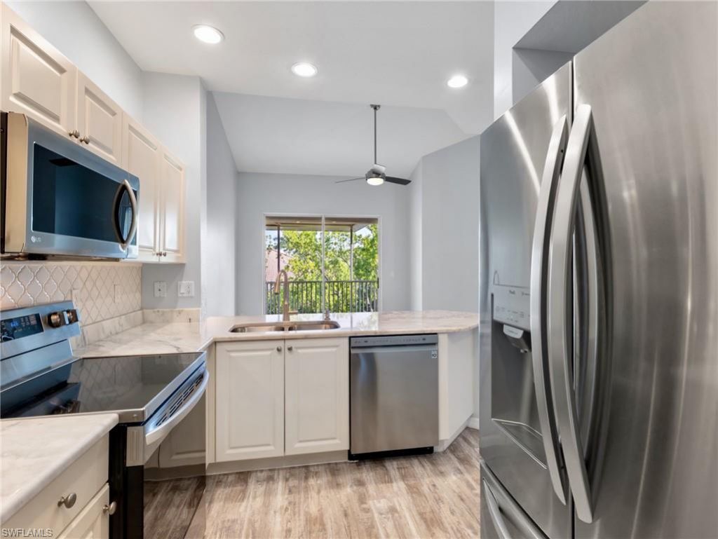 4231 Liron Ave, Unit 202, Fort Myers, FL 33916 Photo