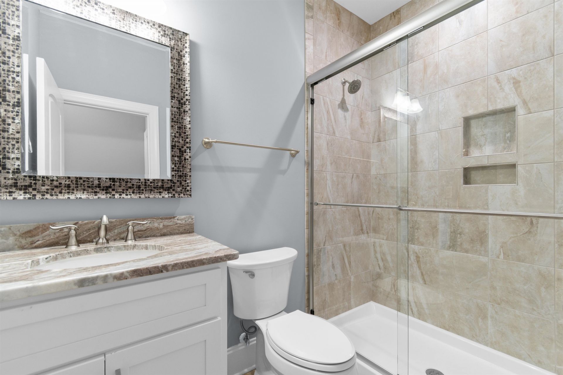 352 Waterside Dr. Photo 36