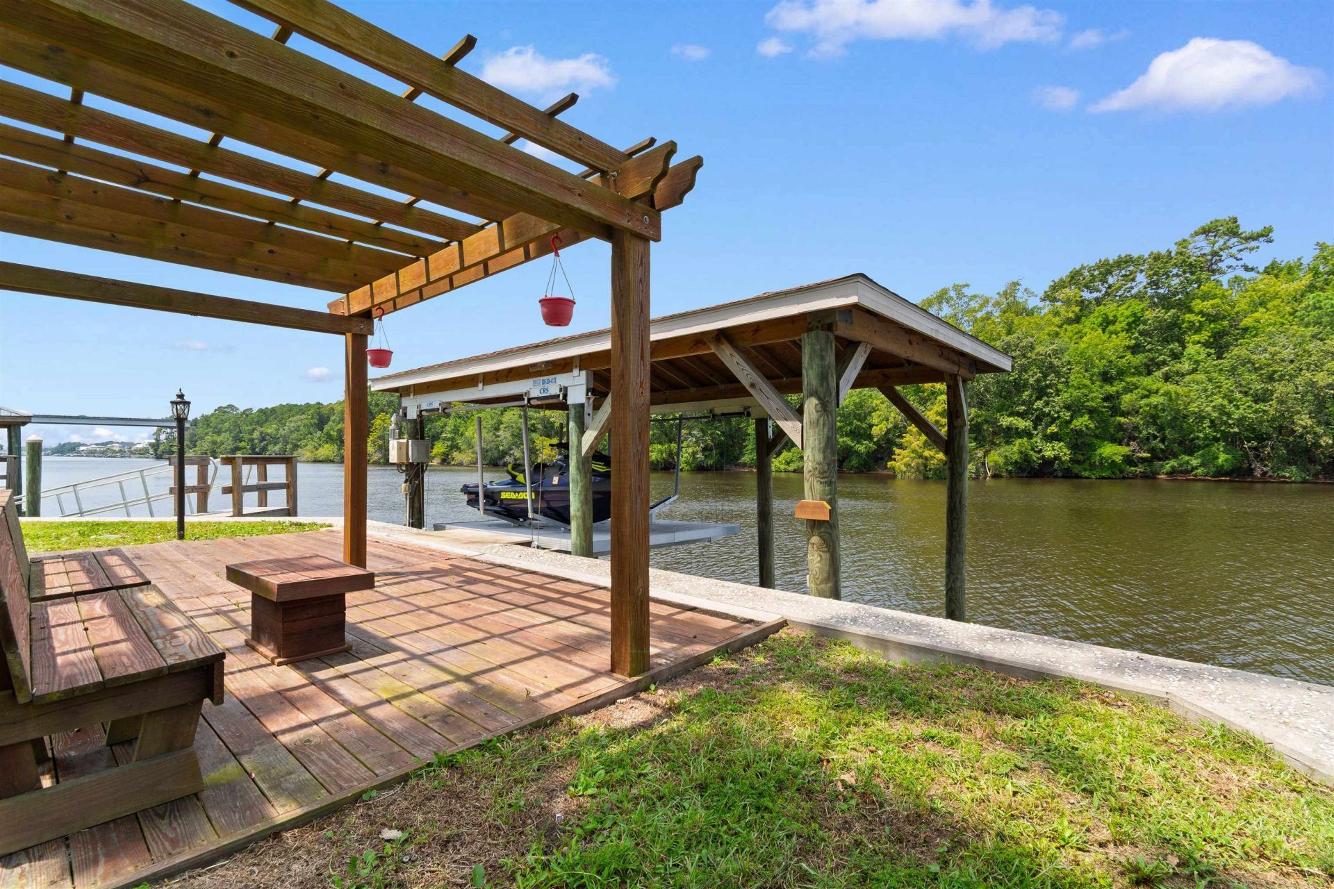 352 Waterside Dr. Photo 52