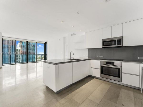 68 SE 6th St , Unit 2304, Miami, FL 33131
