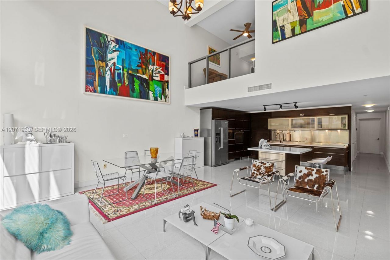 6000 Collins Ave , Unit 336, Miami Beach, FL 33140 Photo