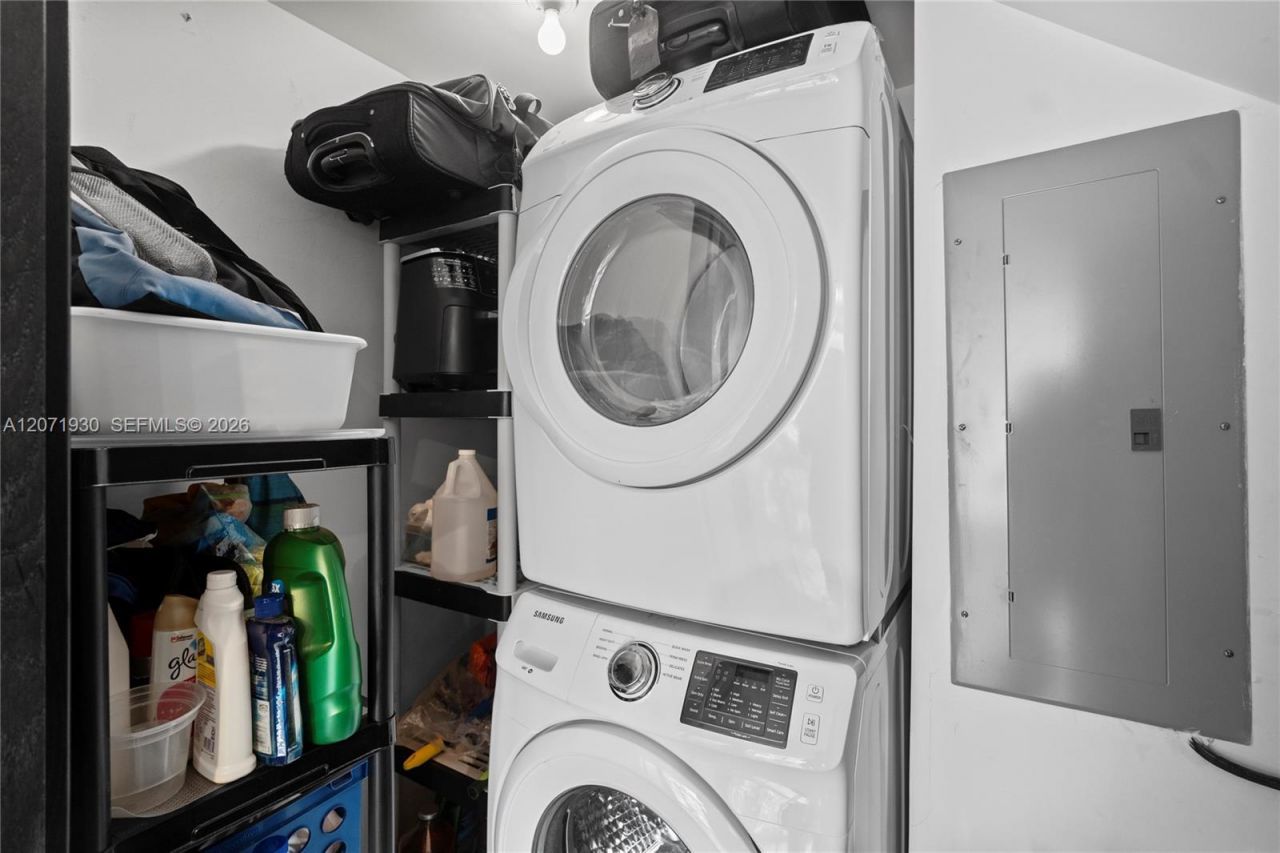 6000 Collins Ave , Unit 336, Miami Beach, FL 33140 Photo