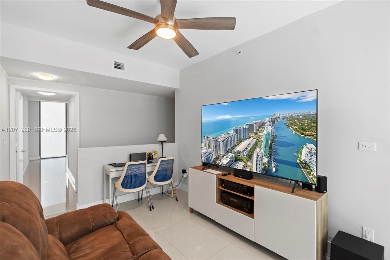 6000 Collins Ave , Unit 336, Miami Beach, FL 33140 Photo