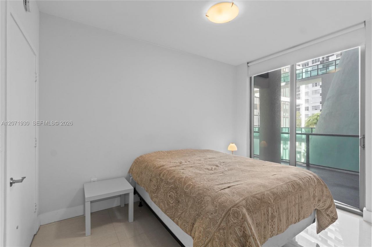 6000 Collins Ave , Unit 336, Miami Beach, FL 33140 Photo