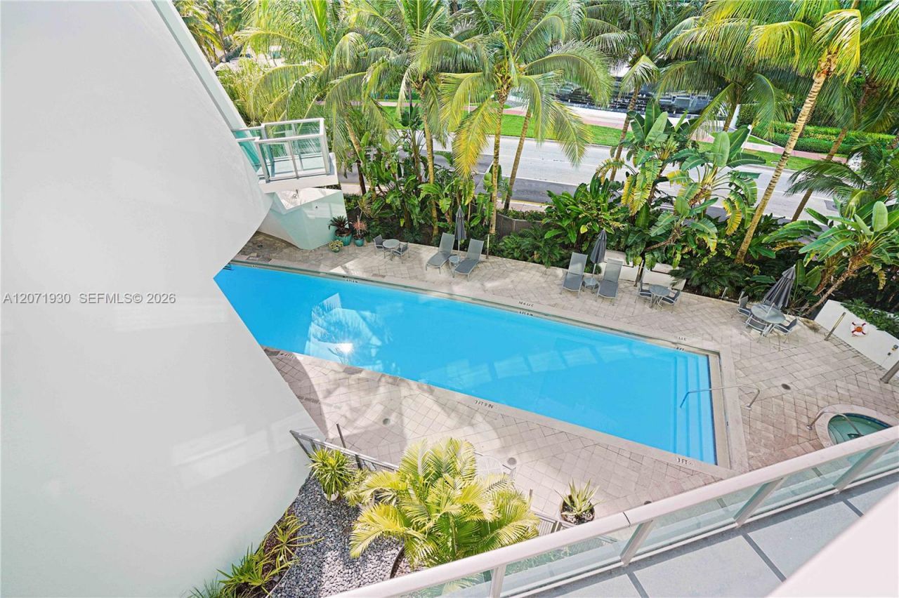 6000 Collins Ave , Unit 336, Miami Beach, FL 33140 Photo