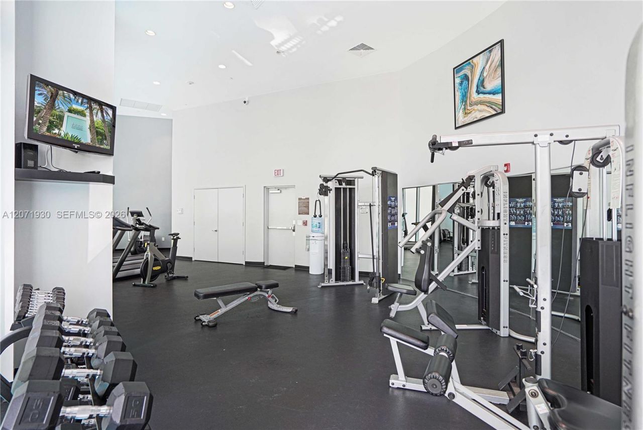 6000 Collins Ave , Unit 336, Miami Beach, FL 33140 Photo