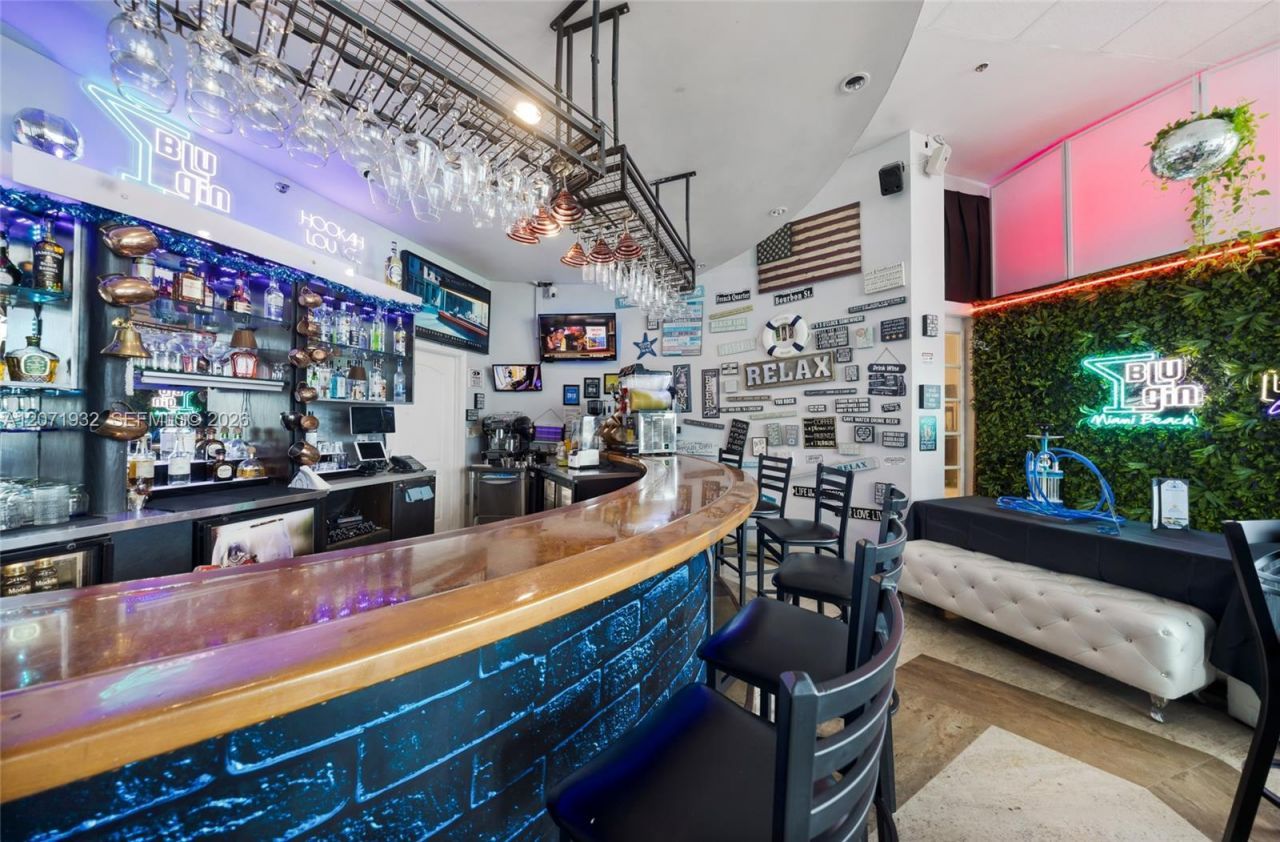 5445 Collins Ave , Unit CU-2A, Miami Beach, FL 33140 Photo