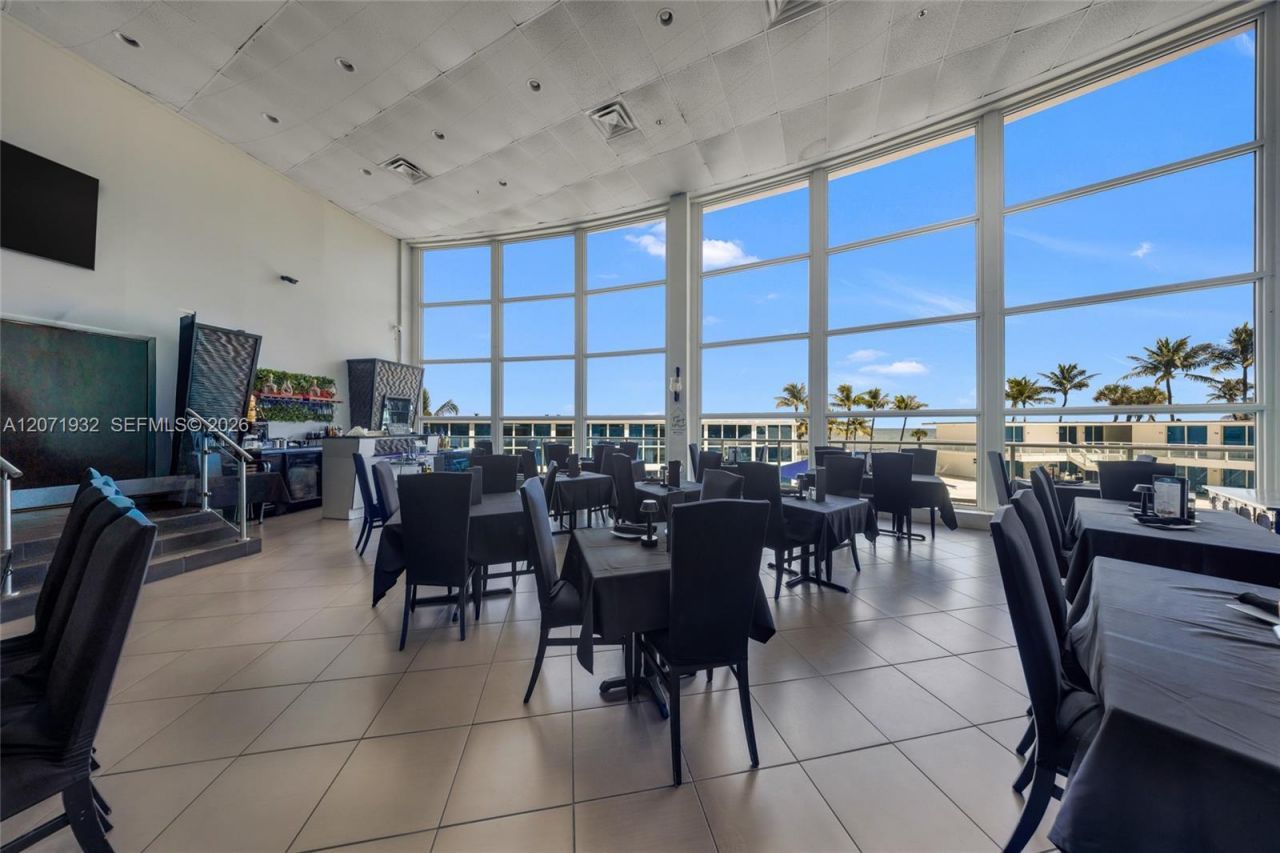 5445 Collins Ave , Unit CU-2A, Miami Beach, FL 33140 Photo