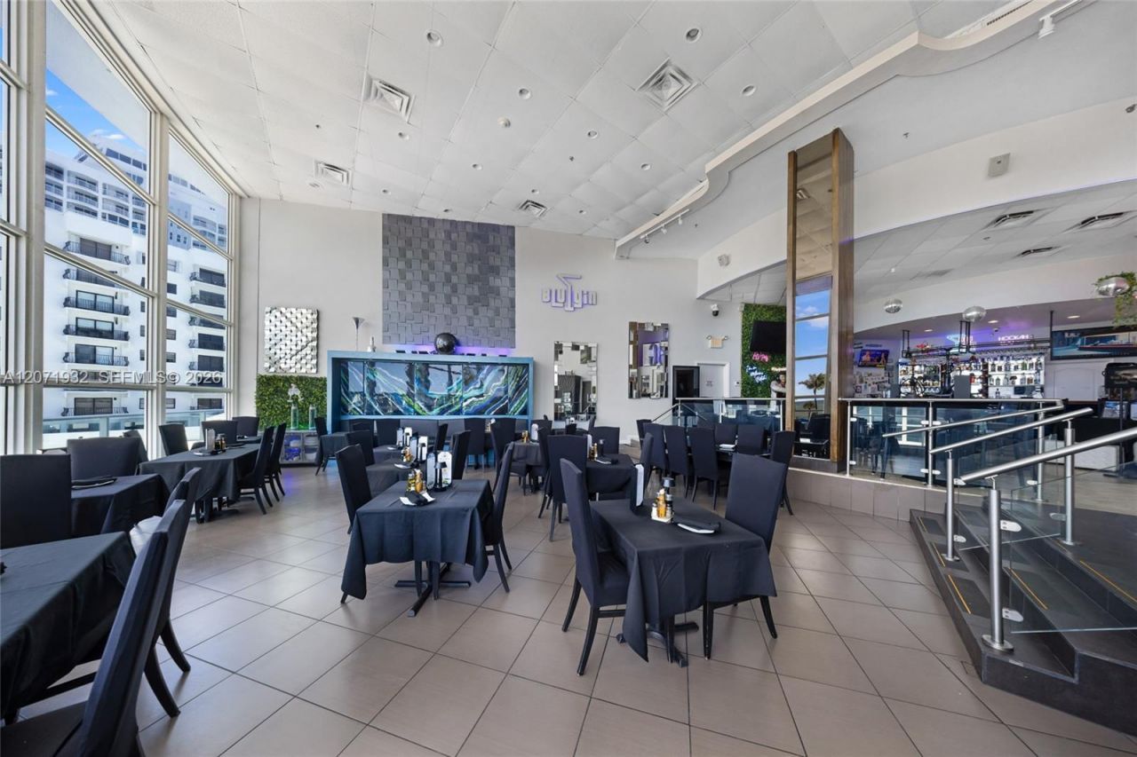 5445 Collins Ave , Unit CU-2A, Miami Beach, FL 33140 Photo