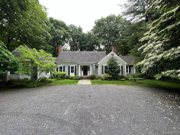 23 Matinecock Farms Road , Glen Cove, NY 11542